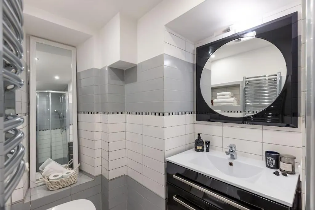 Design Loft Near Colosseo Rome